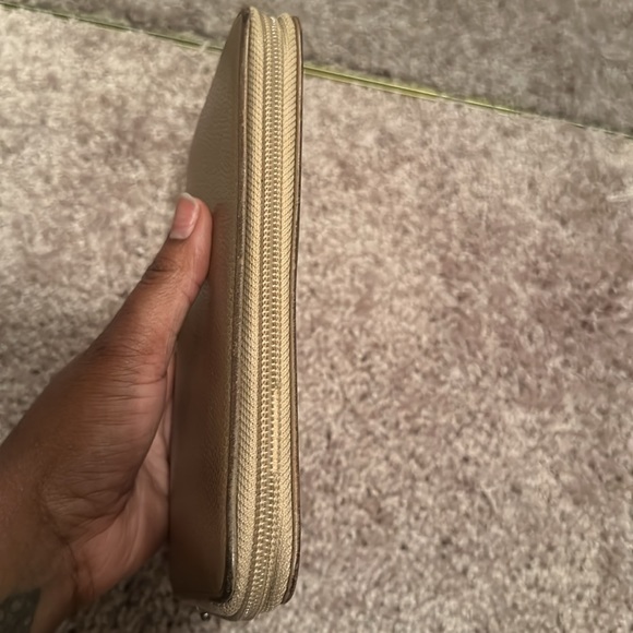 Chanel Zippy - Picture 16 of 17